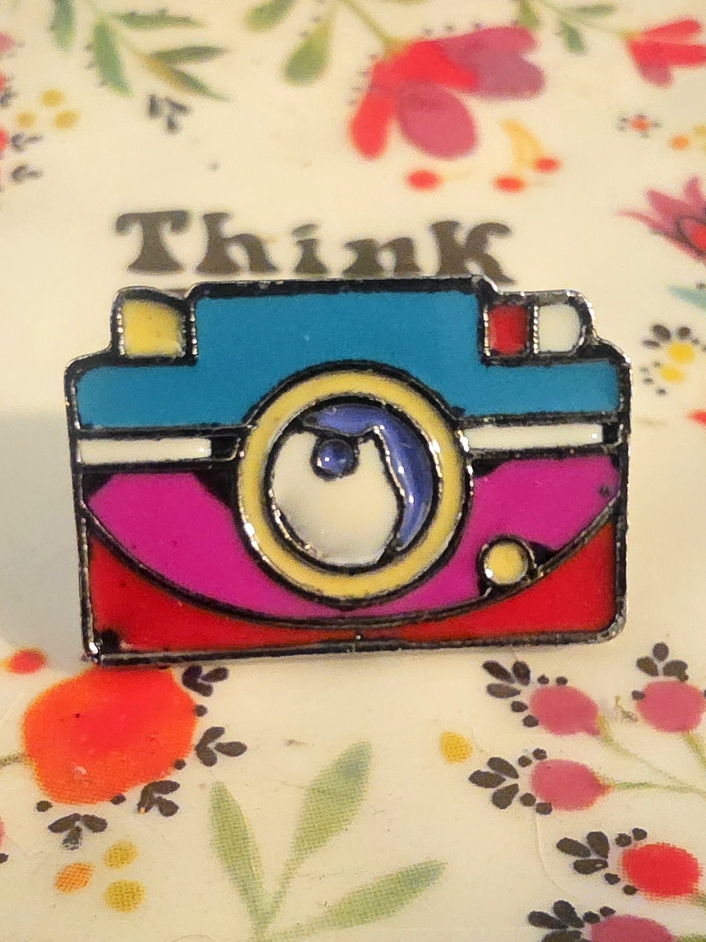 Colorful Camera Enamel Pin - Multicolor - Add FLAIR To Your Accesories!